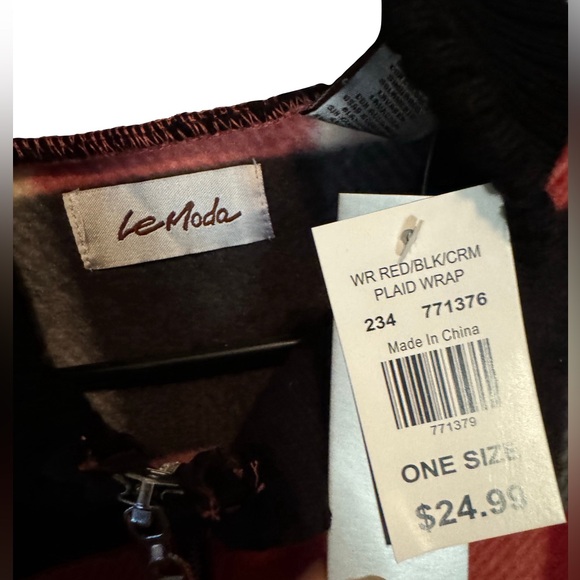 VTG NWT Poncho - Picture 3 of 4